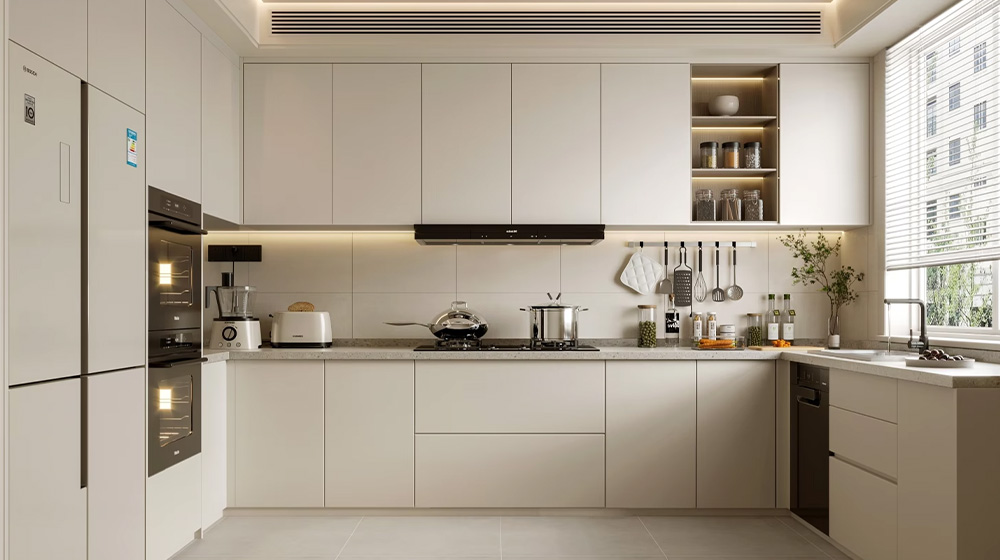 Cream style U-shaped kitchen