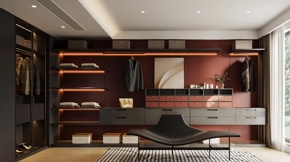 Red brown contrasting style